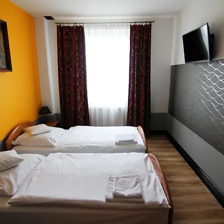 Hotel Fusgym Ozarow Mazowiecki